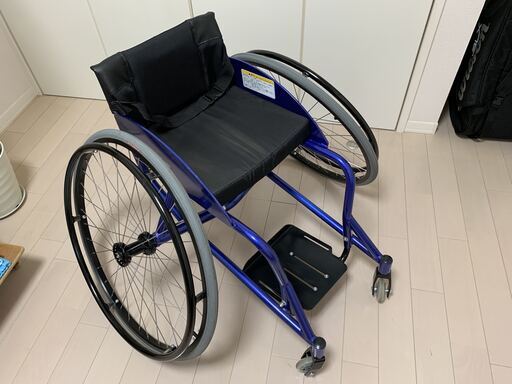 [再値下]【美品】スポーツ車椅子 テニス用バドミントン用 25インチ バトミントン ケイ A705