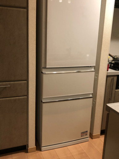 8月受け渡し:三菱冷凍冷蔵庫