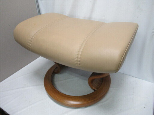 JKN1306/オットマン/足置き/ベージュ/本革/北欧/ノルウェー/家具/ストレスレス/エコーネス/EKORNES/中古品/
