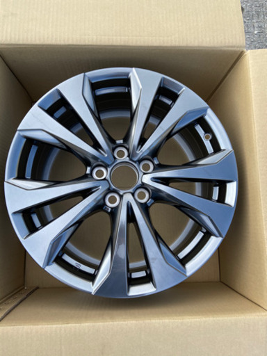 レクサスUX２５Ｈ　新車外しホイール