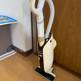 掃除機（東芝）スティッククリーナーの画像