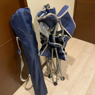 アウトドアのチェアの画像