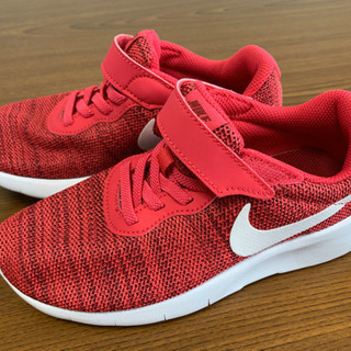 NIKEのランニングシューズ　新品未使用品