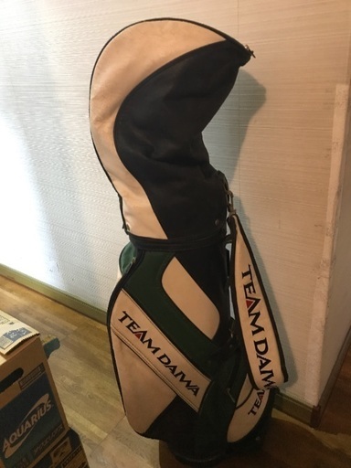 ゴルフクラブのセットです。