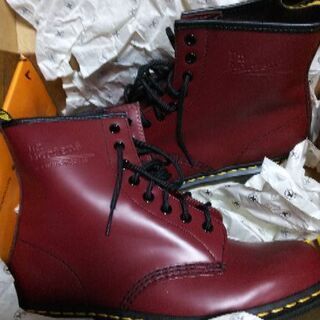 お引取で限定⚫️    ドクターマーチン(27cm)チェリーレッドの画像