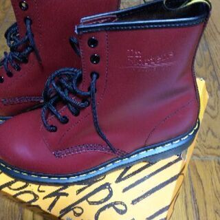 お引取で限定⚫️    ドクターマーチン(27cm)チェリーレッドの画像