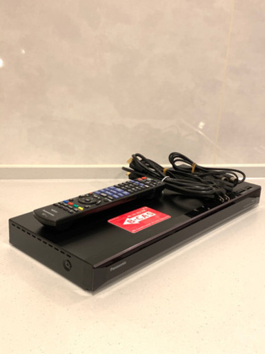 2017年製 Panasonicブルーレイレコーダー DIGA1TB /3番組同時録画