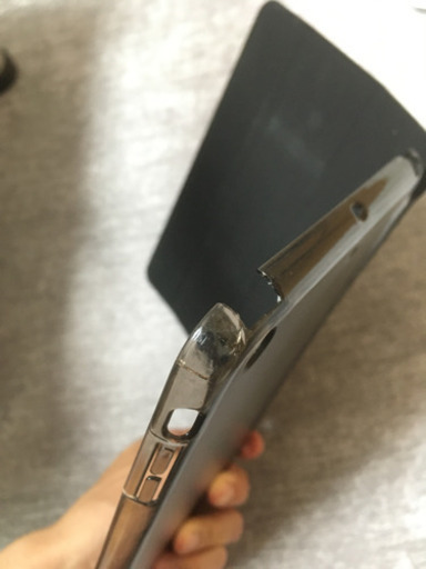 iPad mini 2 Wi-Fiモデル 16GB カバー・アダプター・ケーブル付き