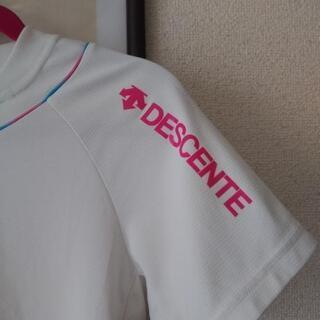 【美品】DESCENTE　バレーボールウェアの画像