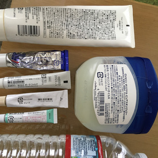ニキビ用の薬、除毛クリーム、ワセリン【肌を綺麗にしたい方向け】の画像