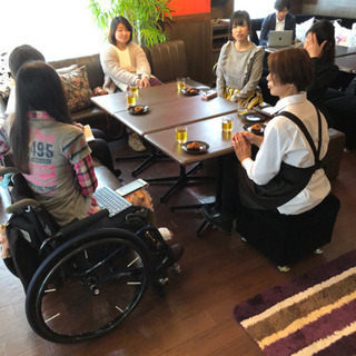 英語でベビーシッターの画像