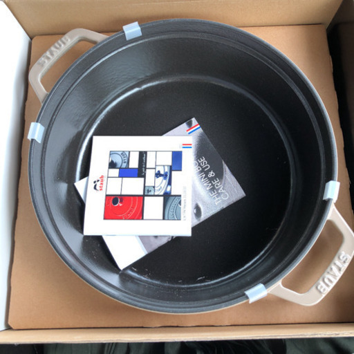 ストウブ　staub シャローココットラウンド　リネン