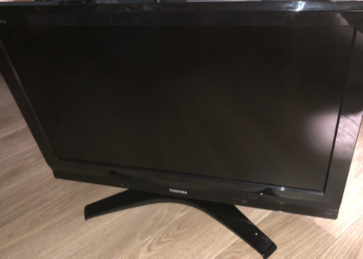 東芝　32インチテレビ