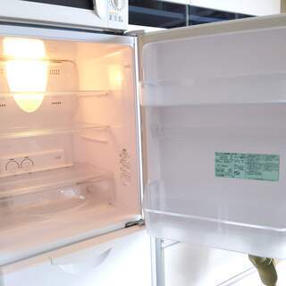 🧊３ドア・冷蔵庫【日立Ｒ-27YS】265L 幅540・奥行625・高さ1495mm 冷凍・冷蔵庫の画像