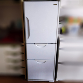 🧊３ドア・冷蔵庫【日立Ｒ-27YS】265L 幅540・奥行625・高さ1495mm 冷凍・冷蔵庫の画像