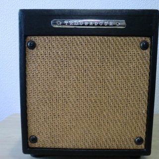Ibanez TROUBADOUR T10 小さなアコギ用アンプです