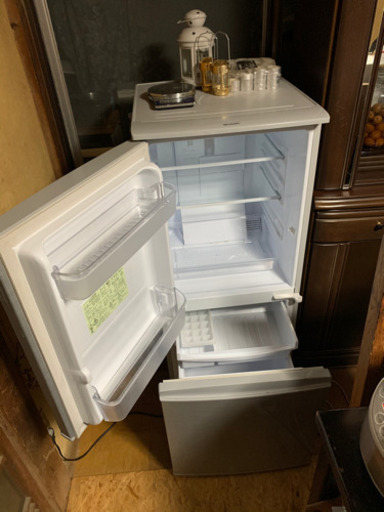 (受渡し者決定)冷蔵庫　137L美品　伊達