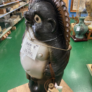 ★値下げしました★【愛品倶楽部柏店】信楽焼 　狸 ﾀﾇｷ 置物 縁起物 高さ:約95cm【管理No:112-042347 002】柏市周辺 出張買取 持込買取 引越し 処分 不要 生前整理 遺品整理 ご相談を！ 松戸 流山 我孫子 ﾘﾕｰｽ ﾘｻｲｸﾙ【店舗同時販売中】の画像