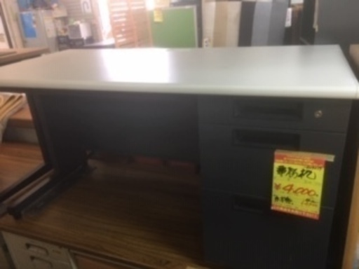 ID:G929039　事務机・片袖（カギなし）
