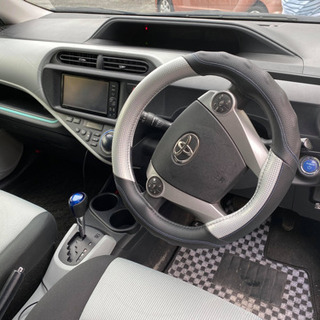 トヨタアクア Toyota Aqua 車検有り 車検 5年6月 の画像