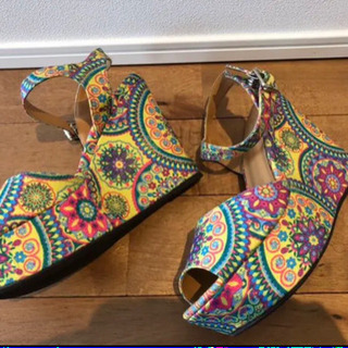カラフルなお花柄　ウェッジソール　24.5〜25cmの画像