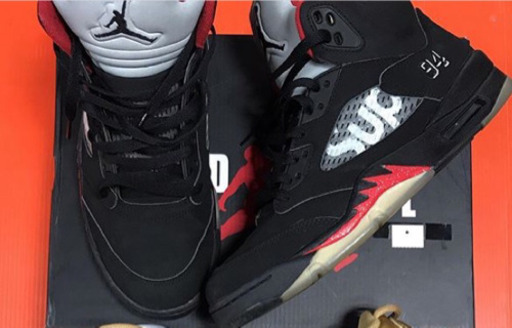 NIKE Jordan×supremeコラボ