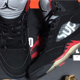 NIKE Jordan×supremeコラボ