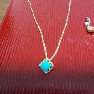 【美品】ﾈｯｸﾚｽ二種&ﾄｯﾌﾟ二種の画像