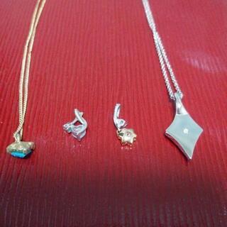 【美品】ﾈｯｸﾚｽ二種&ﾄｯﾌﾟ二種の画像