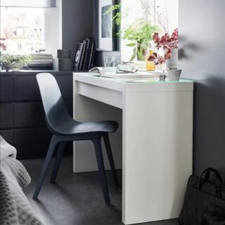 イケア　MALM ドレッシングテーブル（美品）

の画像