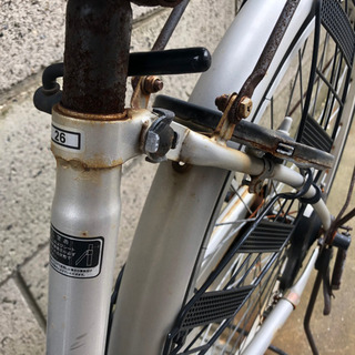ママチャリ　自転車　26インチ　シルバーの画像