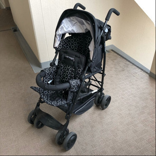 双子ベビーカー　縦型　DUOシティHOP