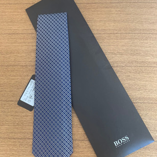 ネクタイ　新品　Hugoboss