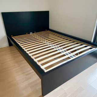 【値下げしました】IKEA MALM ダブルベッド　フレームのみ