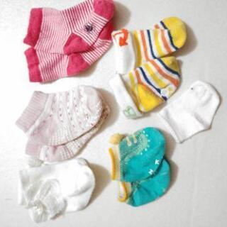 赤ちゃん　靴下　ミトン　おまけの帽子の画像