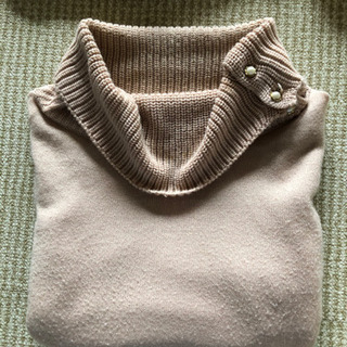 レディース服無料です。早く取りにくださる方に譲ります。