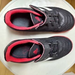 中古★サッカーシューズ19cm（室内用）の画像