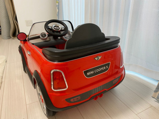 子供用　電動自動車