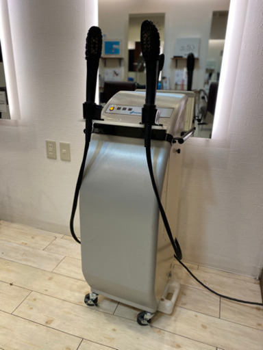 ②直本工業　Parrucchi(パルッキー) 美容室機材　スチーマー