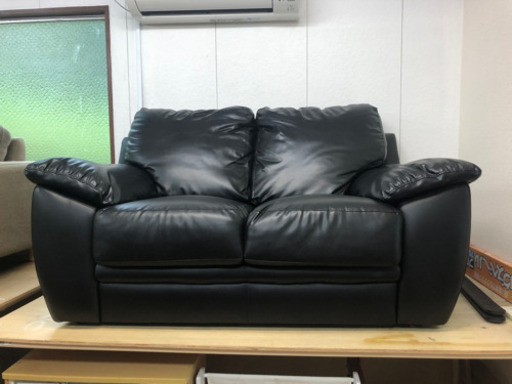 【リサイクルサービス八光　田上店　配達・設置OK】ブラック　2人掛けソファ