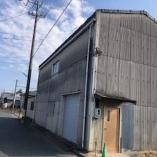 【希少貸倉庫】　豊川インターまで車で15分　車7台駐車可能（車種によります）の画像