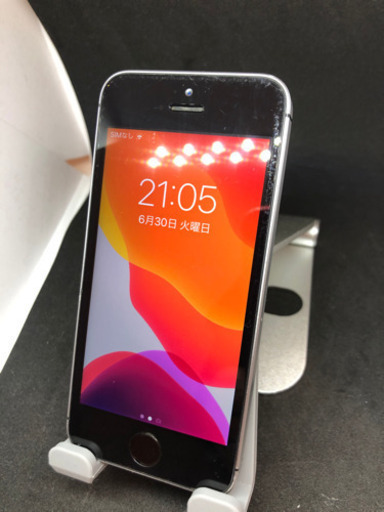 iPhoneSE 32GB 国内版SIMフリー　#082