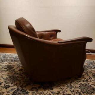 シングルソファ　アンティーク　カリモクの画像