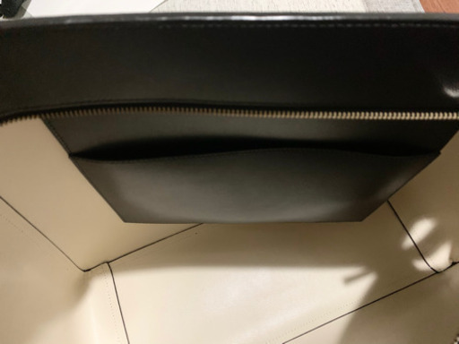 lui'sレザートートバッグ