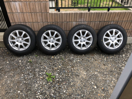 大幅値下げ！！バリ溝！！ブリヂストン　15インチ　アルミスタッドレスタイヤセット