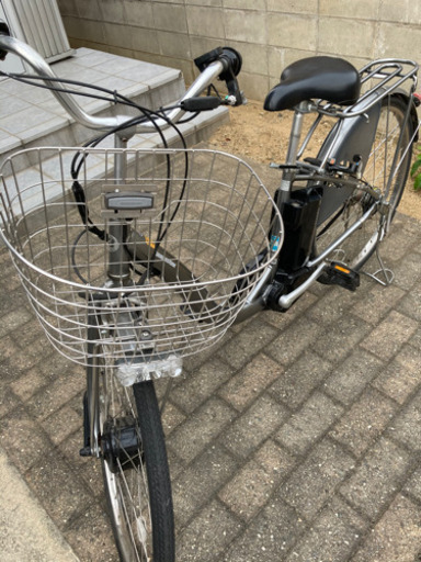 ブリジストン　ほぼ新品電動アシスト自転車