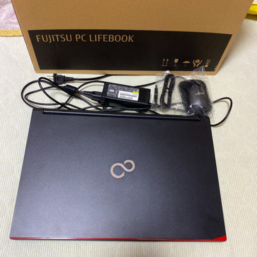 富士通　LIFEBOOK ノートパソコン　A576/PX  Core i5