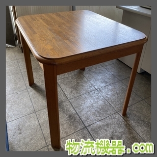 木製　テーブル　の画像
