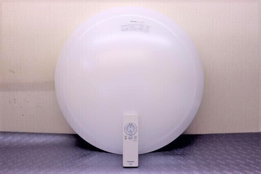 LEDシーリングライト　Panasonic HH-LC563N 2013年製　～８畳　リモコン付き　住まい　リビング