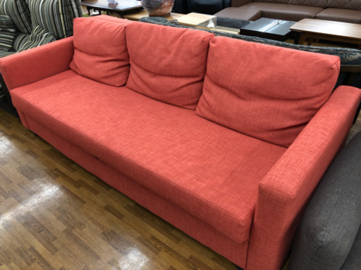 IKEA  3人掛けソファー　レッド